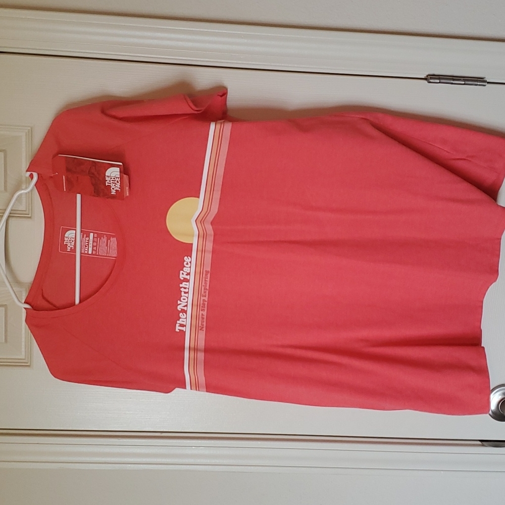The North Face Tee